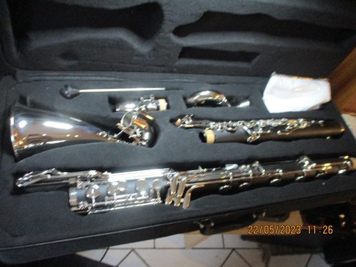 Neue bassklarinette m - a,
